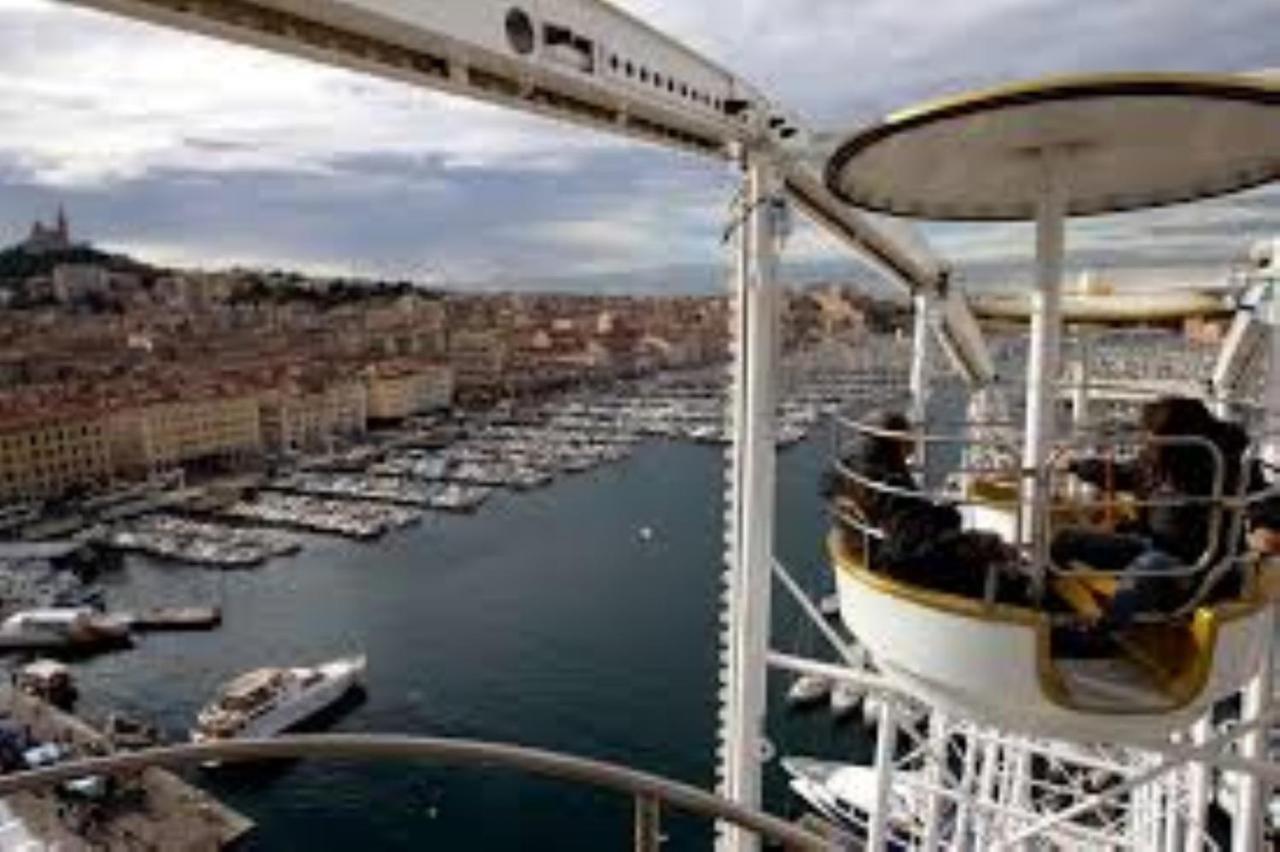Studio Charles De Gaulle - Vieux Port Marseille Exterior photo